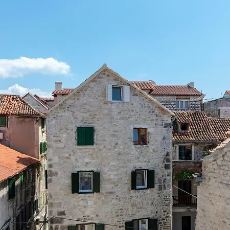 In Diocletian Palace Спліт